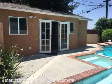 Main picture of 8607 Strub Ave