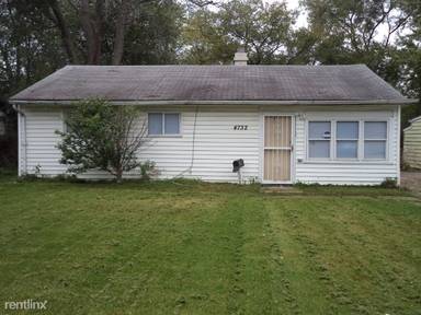 Main picture of 4732 Georgia St