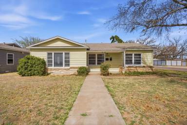 Main picture of 3302 28th St