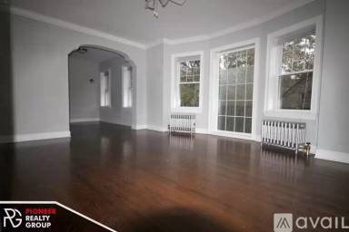 Main picture of 4836 N Paulina St