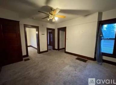 Main picture of 861 Bluff St