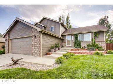Main picture of 1110 Valley Pl