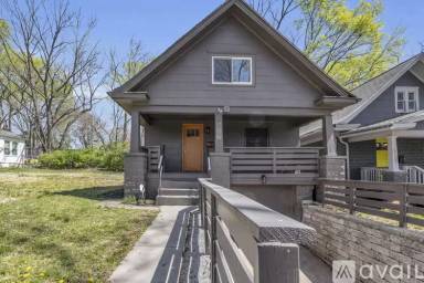 Main picture of 4117 Forest Ave