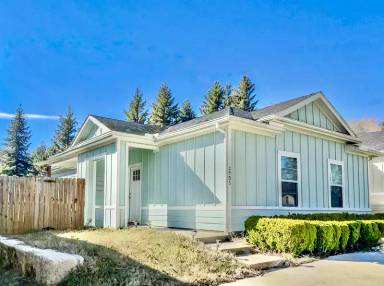 Main picture of 2909 S Scullin Ave