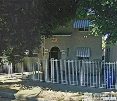 Main picture of 1305 E 56th St
