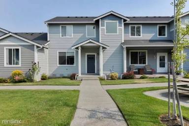 Main picture of 8336 174th Street Ct E