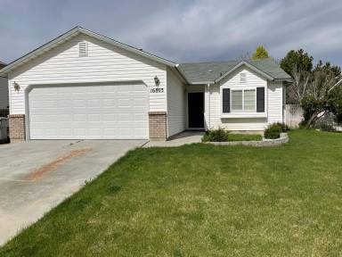 Main picture of 16803 N Wentworth Ln