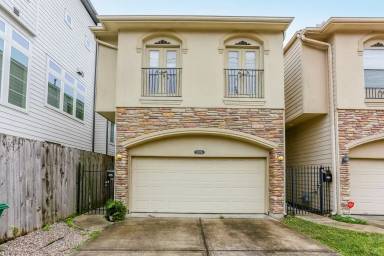 Main picture of 5819 Petty St