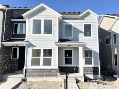 Main picture of Mountain Ridge Townhomes