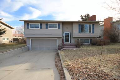 Main picture of 2931 Carmel Dr