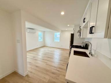 Main picture of 1021 Venice Blvd & 1454 Toberman Street