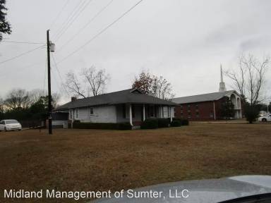 Main picture of 570 Pinewood Rd