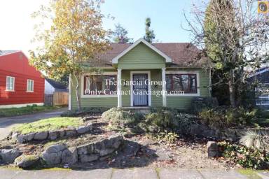 Main picture of 4355 NE 42nd Ave