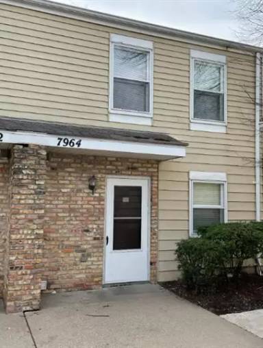 Main picture of 7942 Bloomington Ave