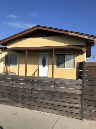 Main picture of 847 W Gage Ave