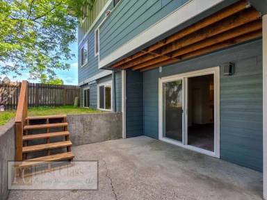 Main picture of 17140 SW Heritage Ct