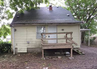 Main picture of 2327 N National Ave