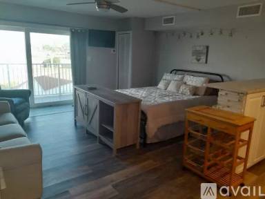 Main picture of 3700 S Atlantic Ave