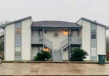 Main picture of 815 Yegua St