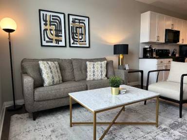 Main picture of 431 W Rich St