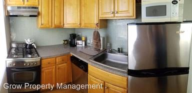 Main picture of 1320 S Broad St