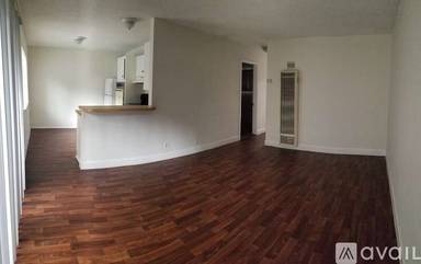 Main picture of 25039 Cypress Ave