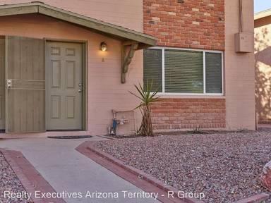 Main picture of 953 N Desert Ave