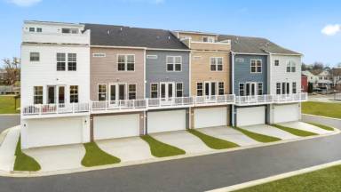 Main picture of 3140 Eton Pl