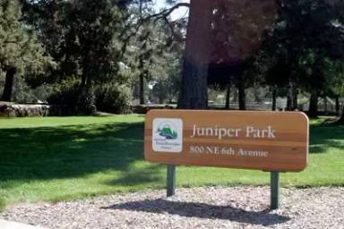 Main picture of 513 NE Irving Ave