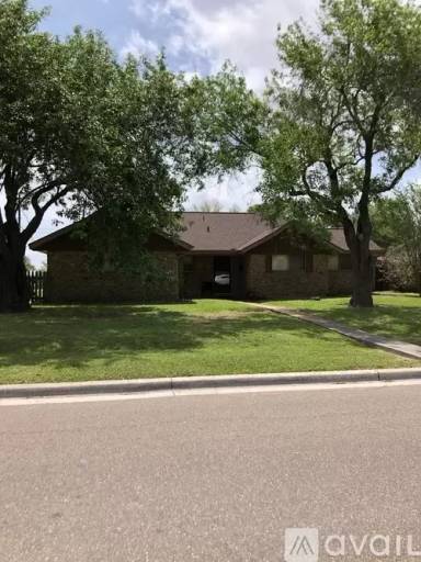Main picture of 2100 Vail Dr
