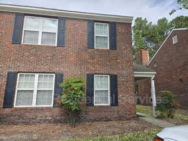 Main picture of 5150 Lampost Cir
