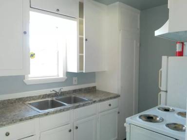 Main picture of 801 S Alameda St
