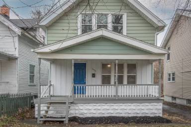 Main picture of 3534 Hoiles Ave