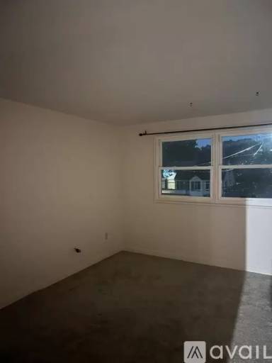 Main picture of 434 Ivyhurst Rd N