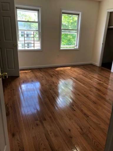 Main picture of 687 Hunterdon St