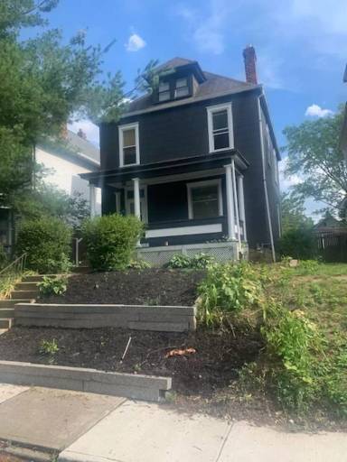 Main picture of 251 E Blake Ave