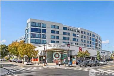 Main picture of Cityline At Tenley