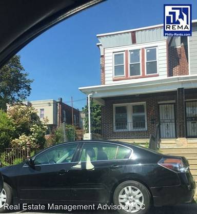 Main picture of 5432 N Marvine St