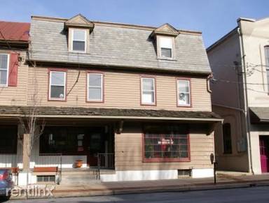 Main picture of 115 S Market St