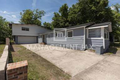 Main picture of 1342 Golfair Blvd