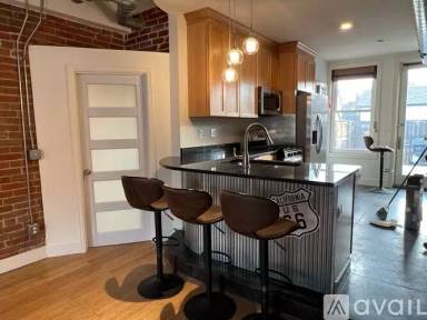 Main picture of 2432 W 33rd Ave