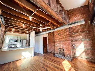 Main picture of 1227 Walnut St