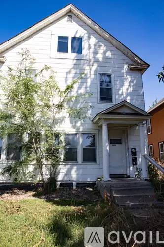Main picture of 1073 24th Ave SE
