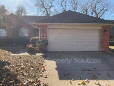 Main picture of 2206 Barton St