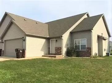 Main picture of 2228 W Geneva Rd