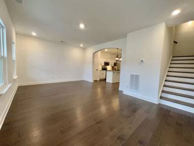 Main picture of 530 Tobias St