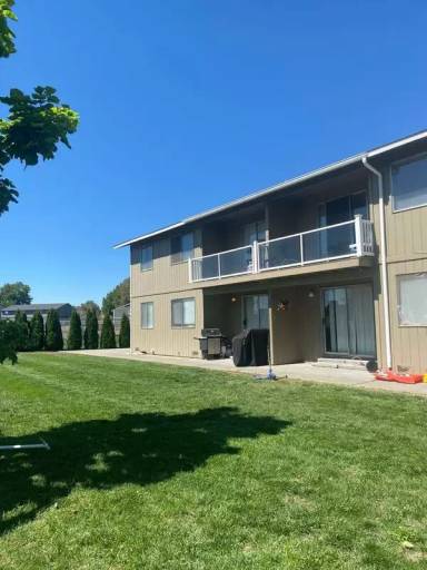 Main picture of 1106 N Buchanan St