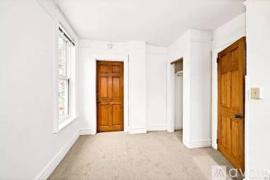 Main picture of 1107 E 4th St