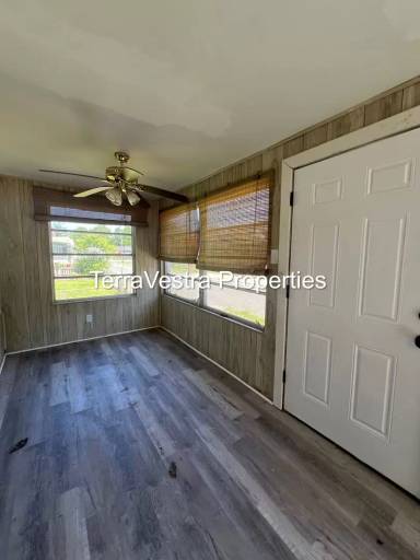 Main picture of 138 Denny Ave
