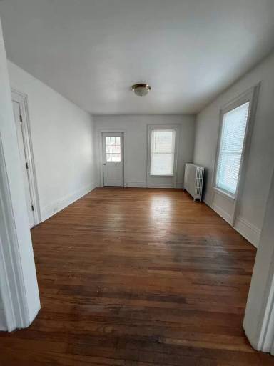 Main picture of 115 Spring St